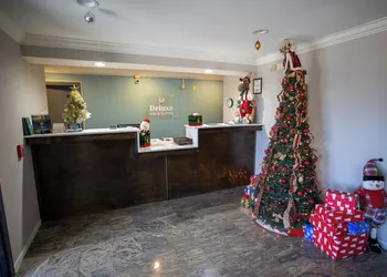 Deluxe Inn & Suites Morgan City hotel thumbnail 2