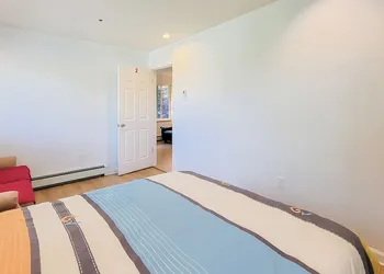 Ocean Park B&B hotel thumbnail 6