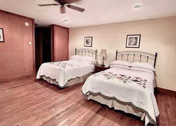 New Hope Lodge hotel thumbnail 2