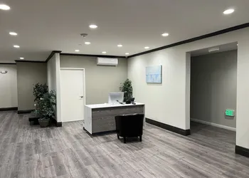 Aspire Inn & Suites Orange hotel thumbnail 2