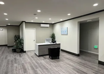 Aspire Inn & Suites Orange hotel thumbnail 2