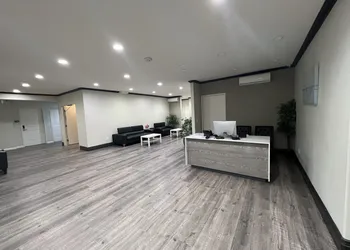 Aspire Inn & Suites Orange hotel thumbnail 3