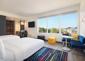 Aloft Atlanta Perimeter Center hotel thumbnail 4