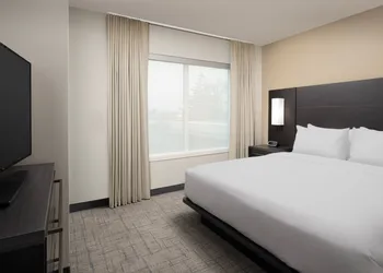 Residence Inn by Marriott Portland Clackamas hotel thumbnail 8