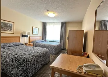 Red Dog Inn hotel thumbnail 8