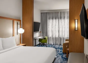 Fairfield Inn & Suites Austin Downtown hotel thumbnail 6