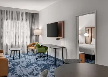 Fairfield Inn & Suites Austin Downtown hotel thumbnail 8