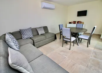 Zulim By The Spot Rentals hotel thumbnail 2