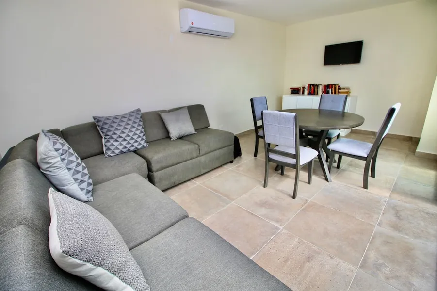 Zulim By The Spot Rentals hotel detail image 2