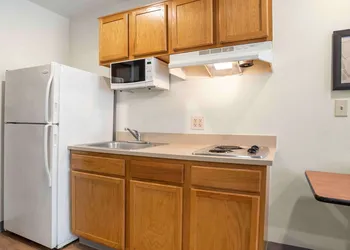 Extended Stay America Select Suites - Tallahassee - Northwest hotel thumbnail 3