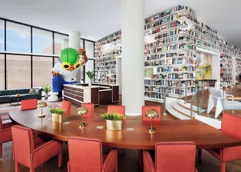 Graduate by Hilton New York hotel thumbnail 5