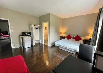 Auberge Riviere Noire hotel thumbnail 2