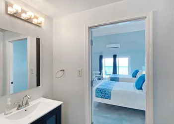 Grapetree Bay Hotel & Villas hotel thumbnail 8