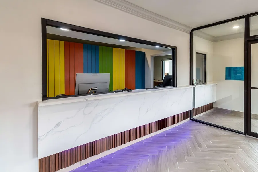 Signature Inn Houston Galleria hotel detail image 2