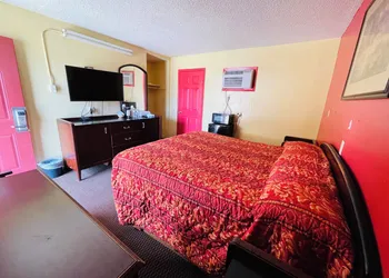 Royal Palms Motel & RV Park hotel thumbnail 7
