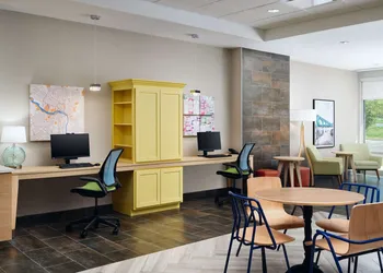 Home2 Suites By Hilton Richmond Glenside hotel thumbnail 3