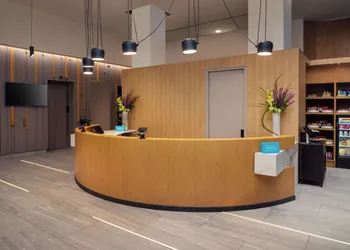 Hampton Inn New York Times Square hotel thumbnail 2