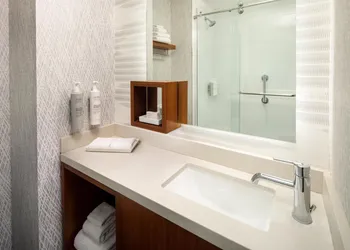Hampton Inn New York Times Square hotel thumbnail 7