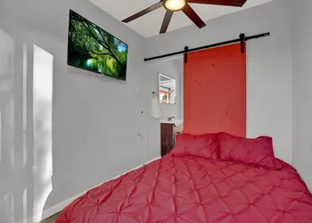 Best Fredericksburg Bed And Breakfast hotel thumbnail 2