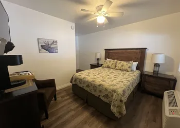 South Fork Junction Lodge & RV Park hotel thumbnail 6