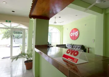 OYO Hotel Estacion,José Cardel,Parque Central Revolución hotel thumbnail 5