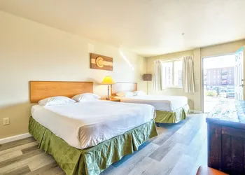 City Inn hotel thumbnail 7