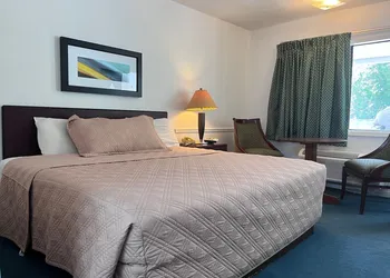 Windtree Inn hotel thumbnail 4
