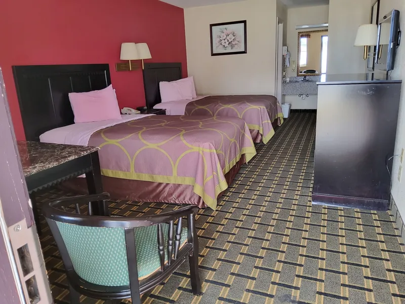 Budget inn hotel detail image 6