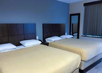 Royal Hotel Bronx hotel thumbnail 5