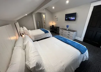 Homestay on Main by Twin Lakes Creamery hotel thumbnail 8
