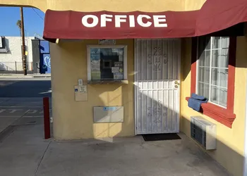King Motel hotel thumbnail 2
