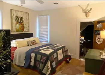 College Inn Bed and Breakfast hotel thumbnail 5