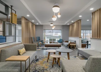 Towneplace Suites By Marriott New Philadelphia hotel thumbnail 2