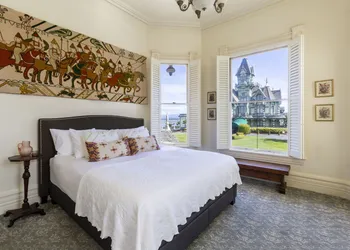 Pinc Lady Mansion hotel thumbnail 6