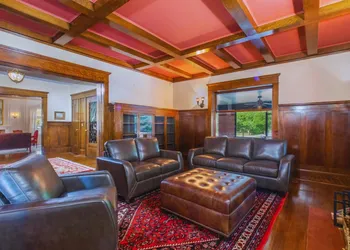 Martha's Bed and Breakfast hotel thumbnail 5