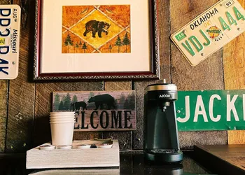 Flat Creek Lodge hotel thumbnail 6