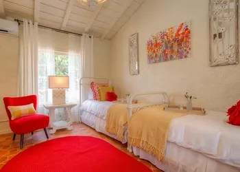 Rest yourself River Ranch hotel thumbnail 6