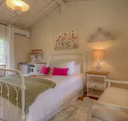 Rest yourself River Ranch hotel detail image 7