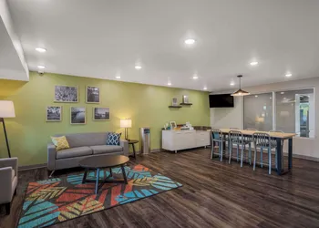 Woodspring Suites Milwaukee - Menomonee Falls hotel thumbnail 3
