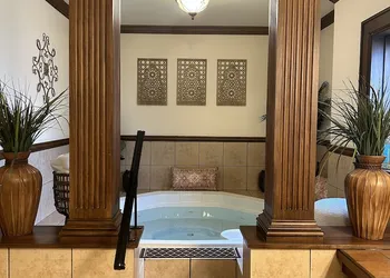 Hazeltine Boutique Hotel BnB hotel thumbnail 4