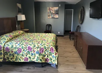 Kings Castle Motel hotel thumbnail 2