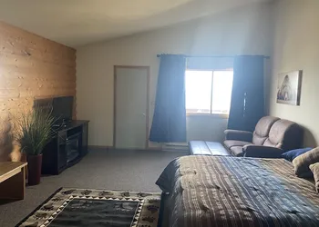 King Halibut Lodge hotel thumbnail 3