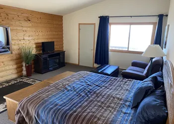 King Halibut Lodge hotel thumbnail 7
