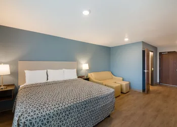Woodspring Suites Austin Central hotel thumbnail 7