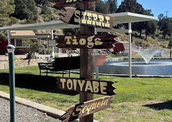 Willow Springs Resort hotel thumbnail 2
