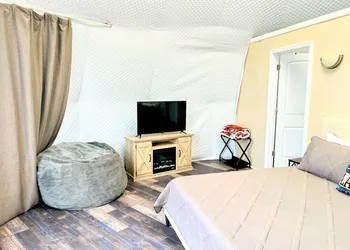 Lake Serenity Ranch hotel thumbnail 7