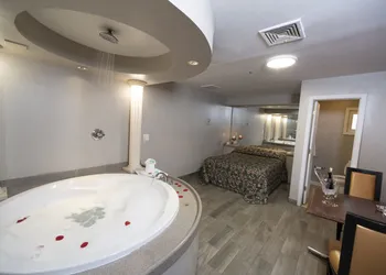 Post Road Inn Motel hotel thumbnail 4