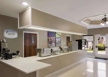 MainStay Suites Savannah Midtown hotel thumbnail 6