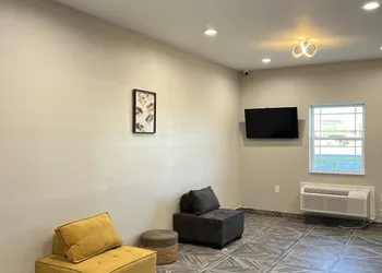 The Residency Suites hotel thumbnail 5