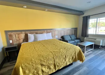 The Residency Suites hotel thumbnail 8